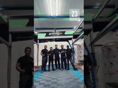 O técnico Kolon instalou e comissionou completamente a lavadora de carros sem toque nas Filipinas!!