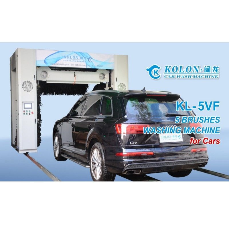 Máquina automática de lavar carros de 5 escovas com secador de ar incorporado.