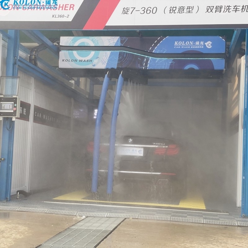 Máquina de lavagem de automóveis sem toque de jato de água de alta pressão para limpeza profissional de dois braços